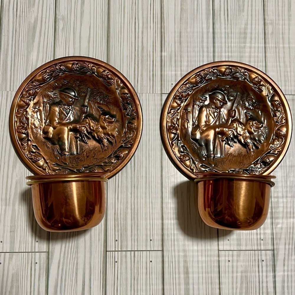 2 Vintage Coppercraft Guild Small Copper Decorative Plates with Copper Planters